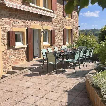 Avec Piscine, Et Jeux Exterieurs Dans Le Beaujolais - Fr-1-496-247 *