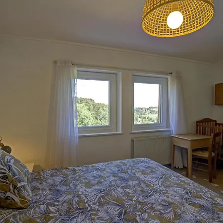 Holiday home Avec Piscine, Et Jeux Exterieurs Dans Le Beaujolais - Fr-1-496-247 *